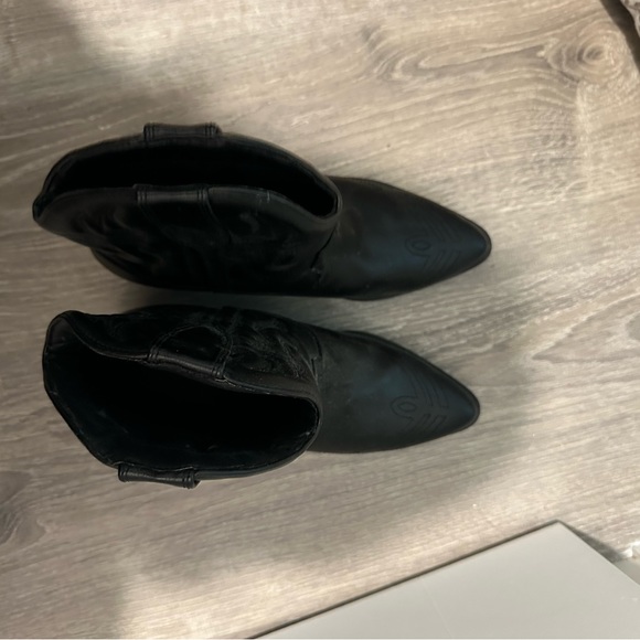 New cowgirl boots! - Picture 3 of 3